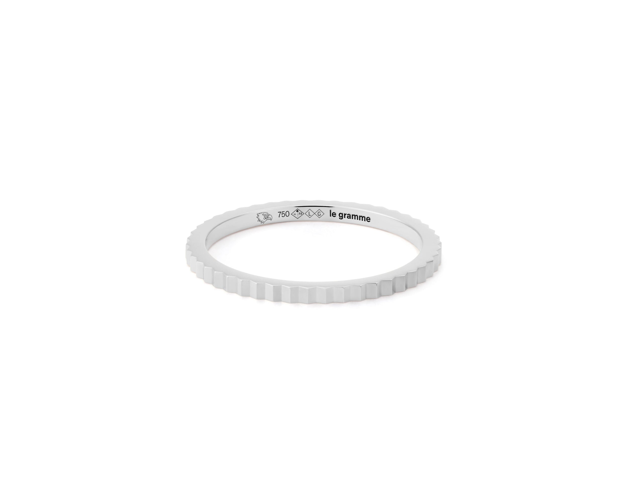 2g guilloche ribbon wedding ring