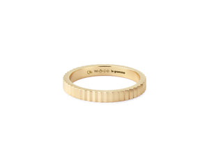 4g guilloche ribbon wedding ring