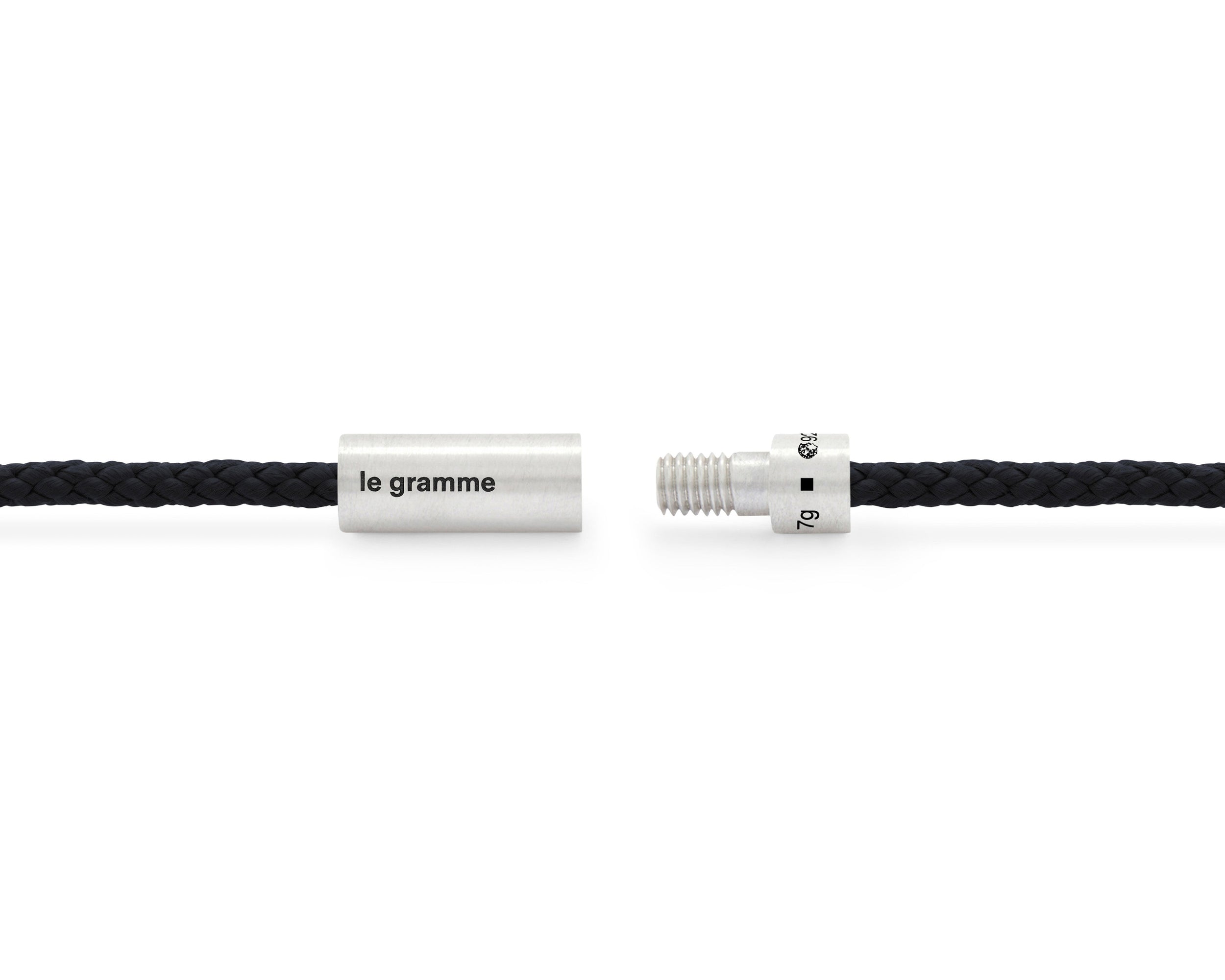 black nato cable bracelet 7g