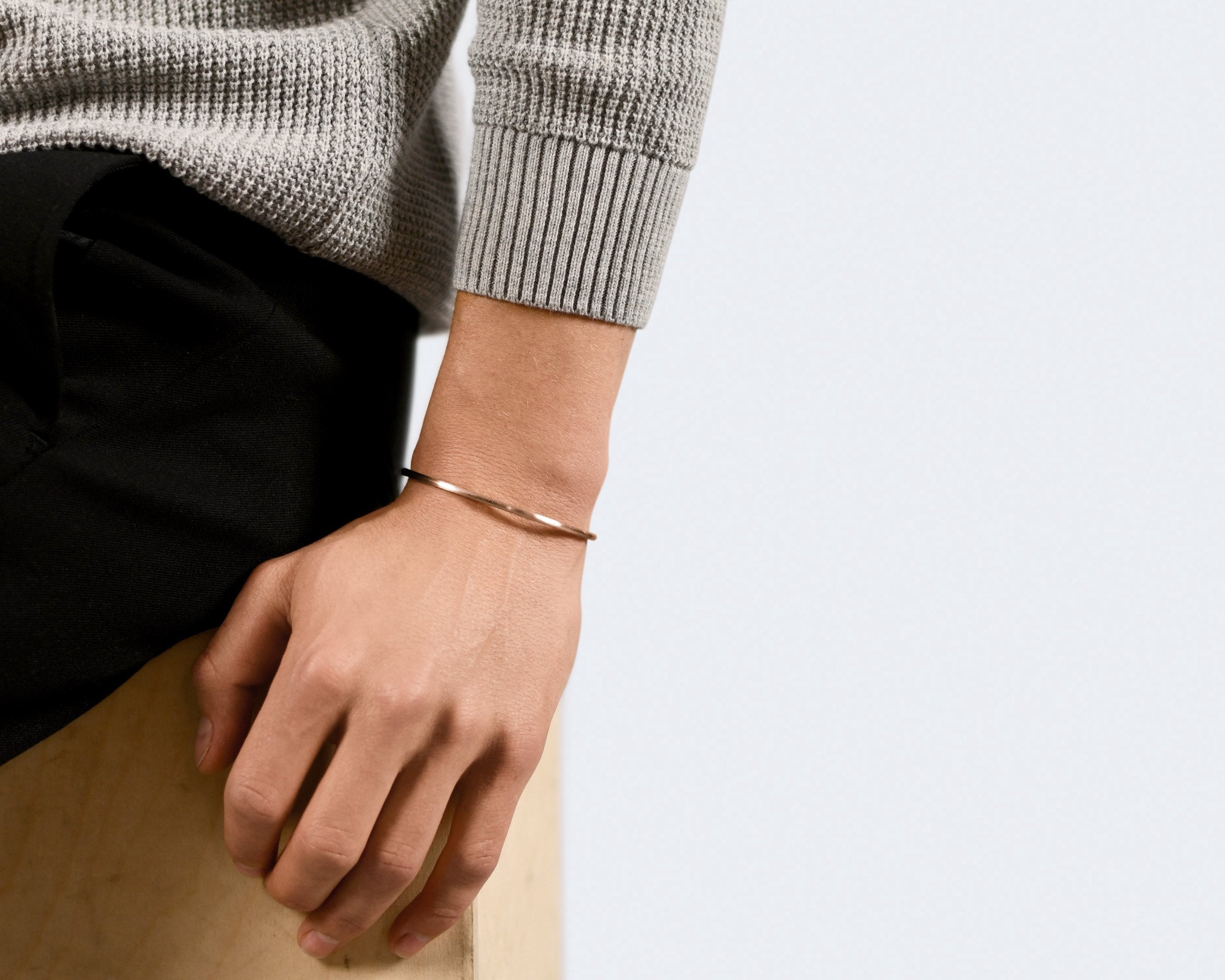 bangle bracelet 9g