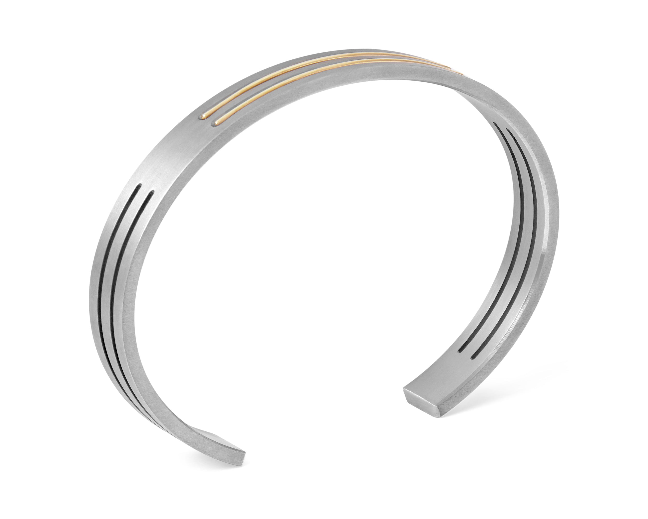 perforated ribbon bracelet 9g